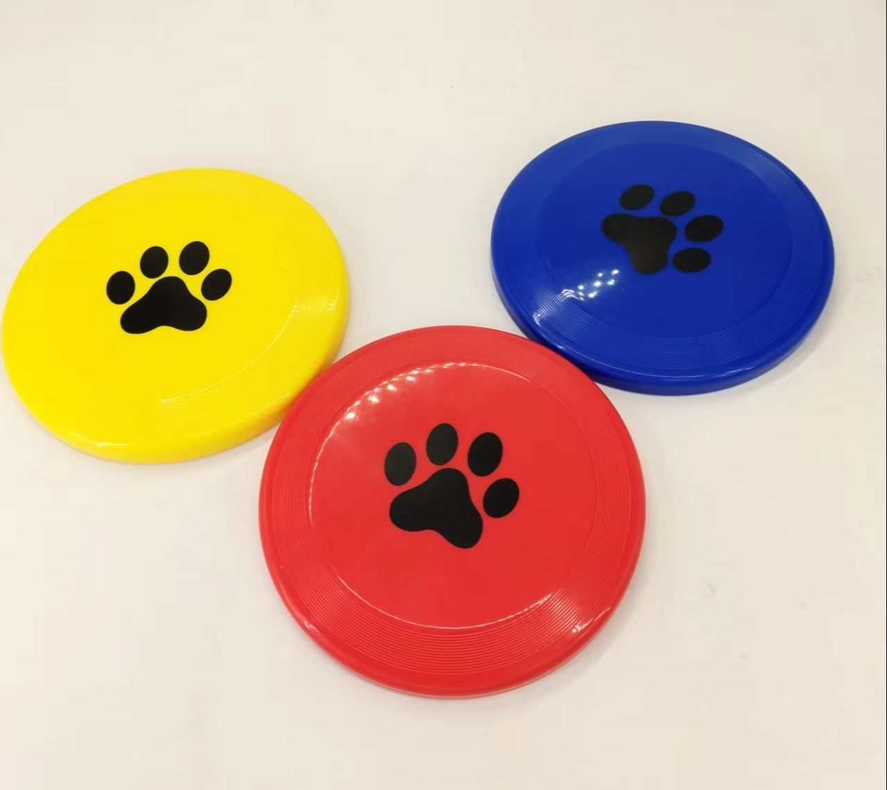 Hard Plastic Dog Frisbee  Paw  - Flying Disc Dog Training Toy recension och pris