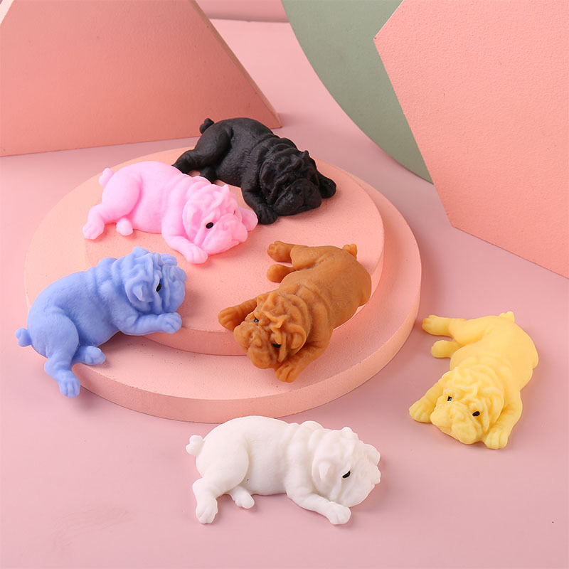 Squishy Dogs Anime Fidget Toys - Interactive Squeaky Plush Dog Toy recension och pris