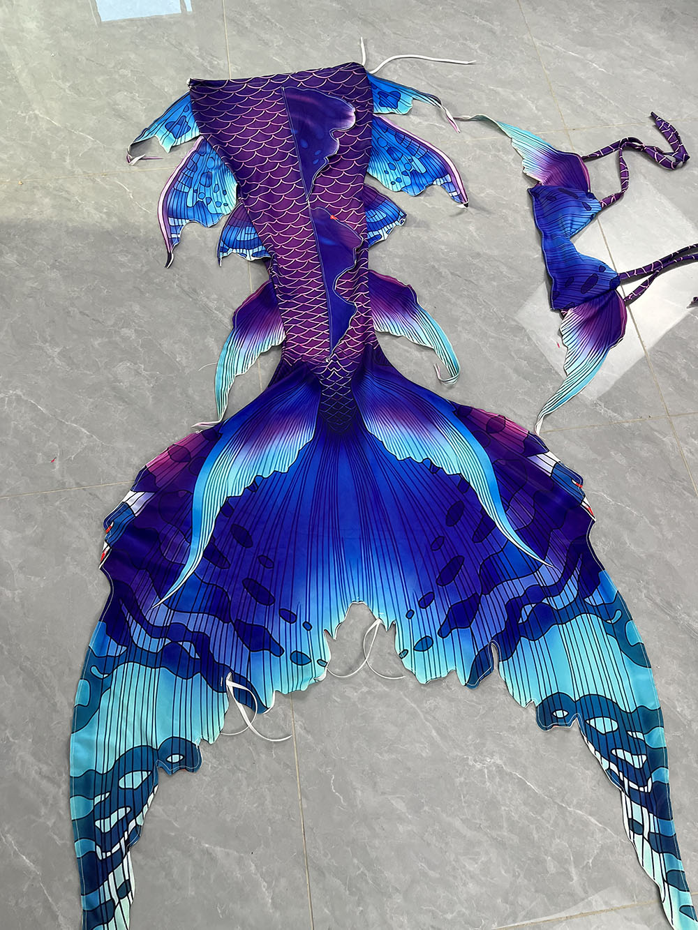 Colorful Dreamy Mermaid Tail A - Aquarium recension och pris